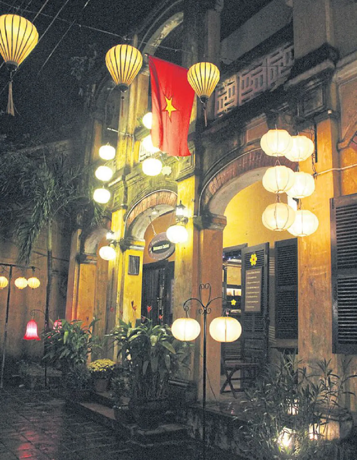 แสงสีแห่งฮอยอัน วันที่ฉันไม่ลืมเธอ