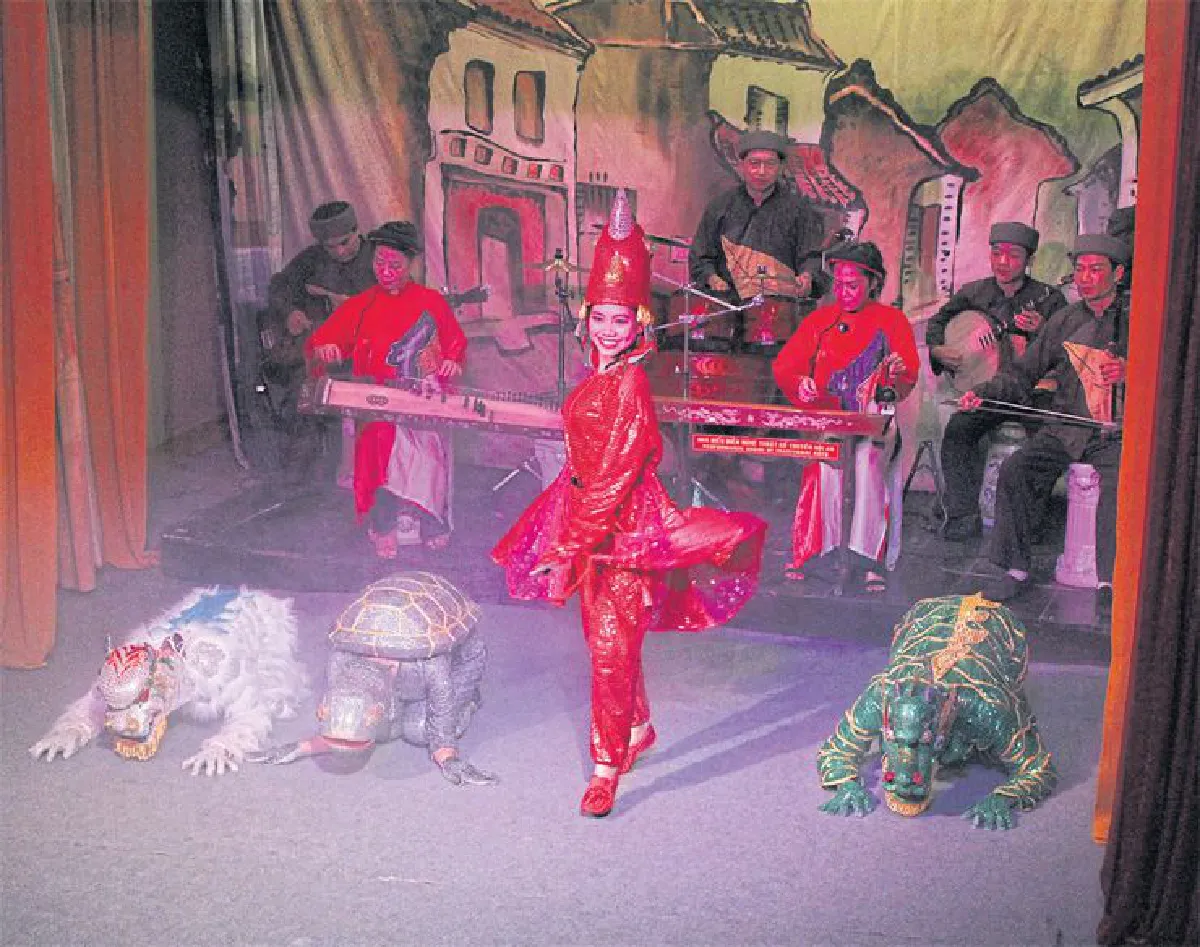 แสงสีแห่งฮอยอัน วันที่ฉันไม่ลืมเธอ