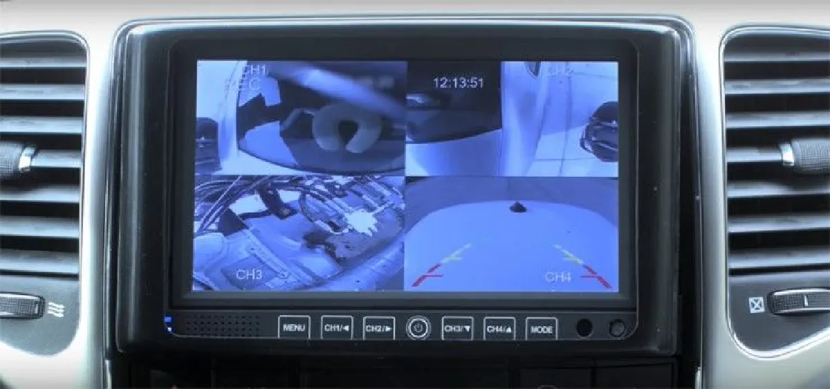 โนสนโนแคร์รถติดอีกต่อไป เพราะรถจี๊ปคันนี้แปลงร่างได้!