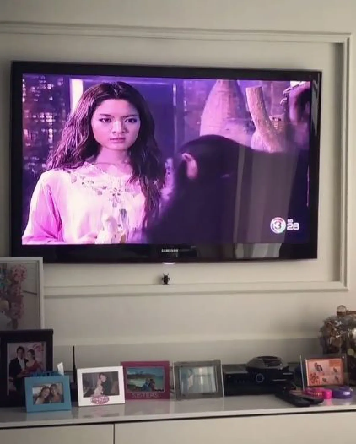 น้องปีใหม่ ร้องไห้หนักมาก! อินละครจำเลยรักของแม่แอฟ ทักษอร