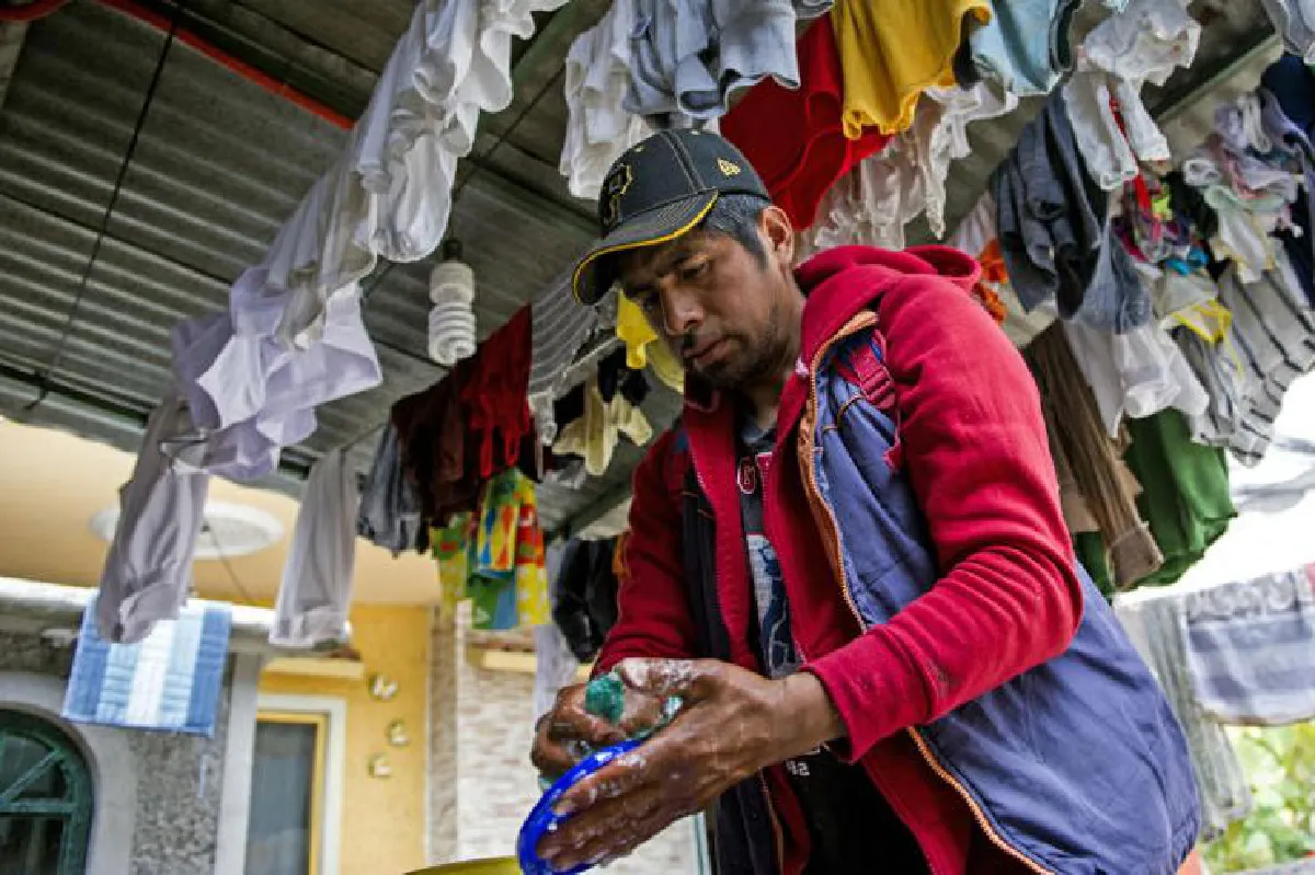 จะทิ้งก็เสียดาย ก็ตัดใจไม่ลง...อ่ะ