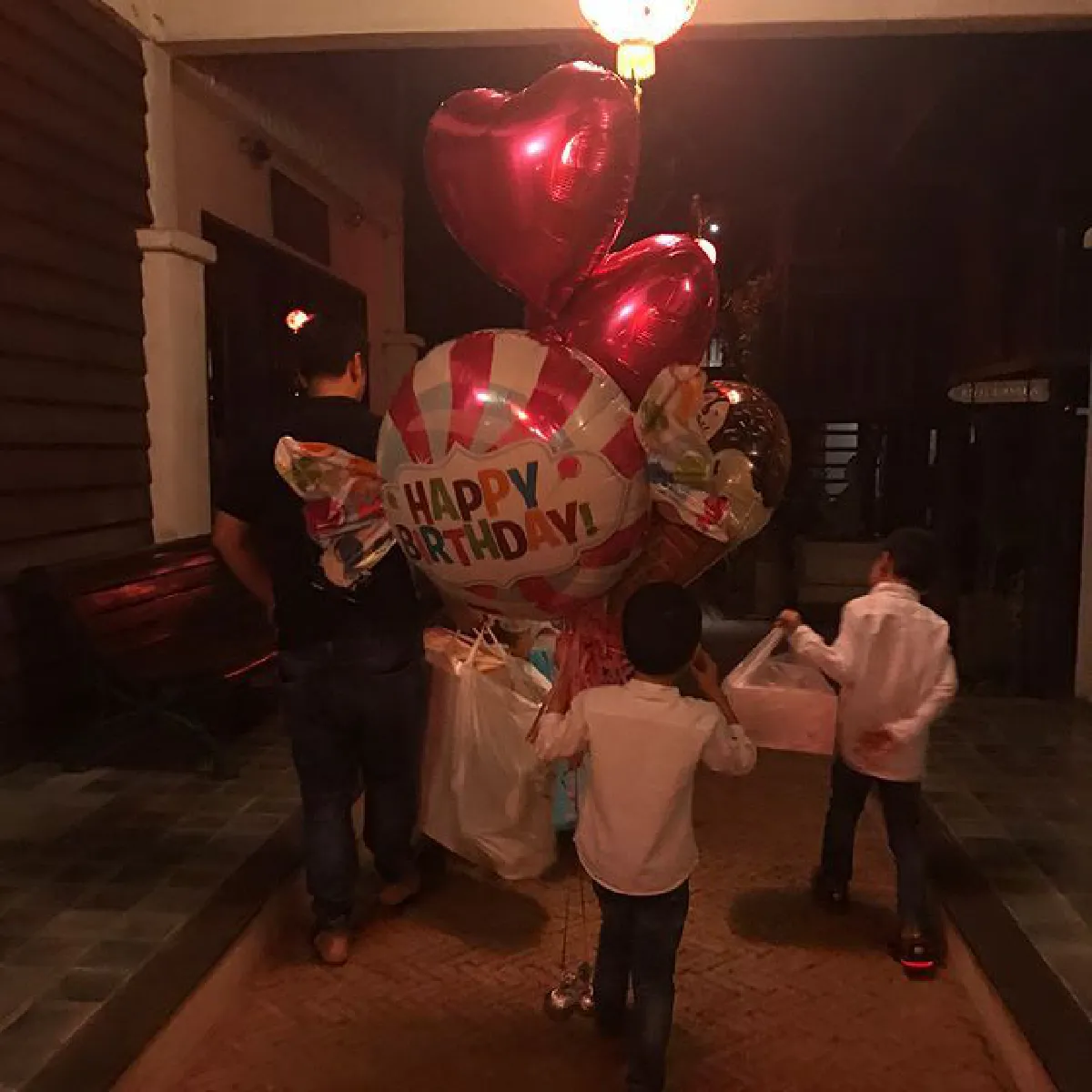 อบอุ่นพร้อมหน้า! พลอย ชิดจันทร์ จัดปาร์ตี้ฉลองวันเกิดให้น้องชิลีน