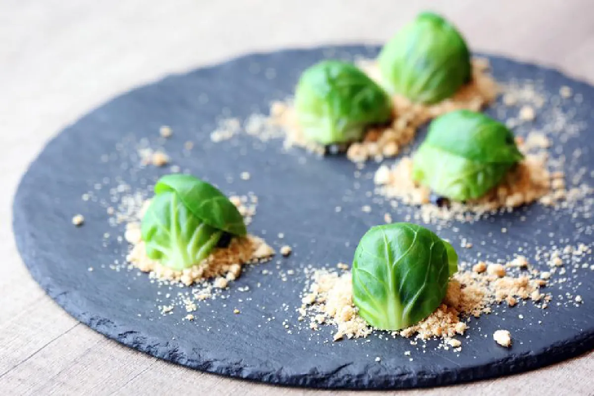 ญาดา เรืองสุขอุดม  ปรุงโลกใบใหม่ในจานอาหารญี่ปุ่น