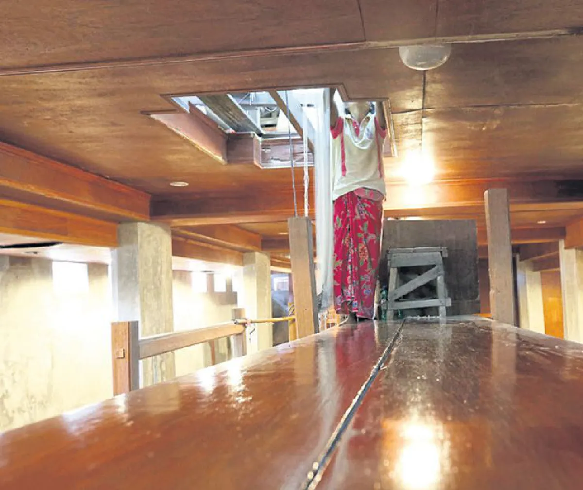 หม่อนไหม ผ้าไหม อีสานไหม?