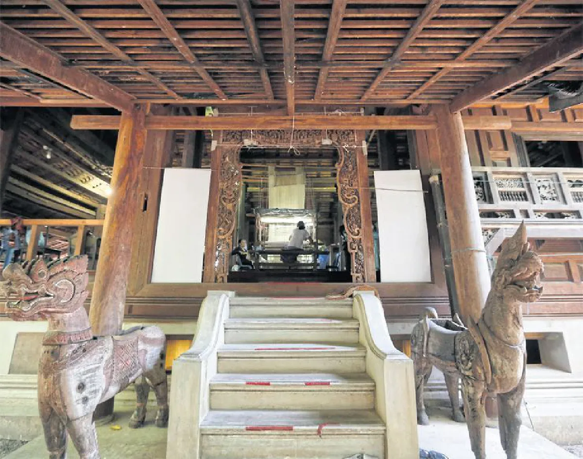 หม่อนไหม ผ้าไหม อีสานไหม?