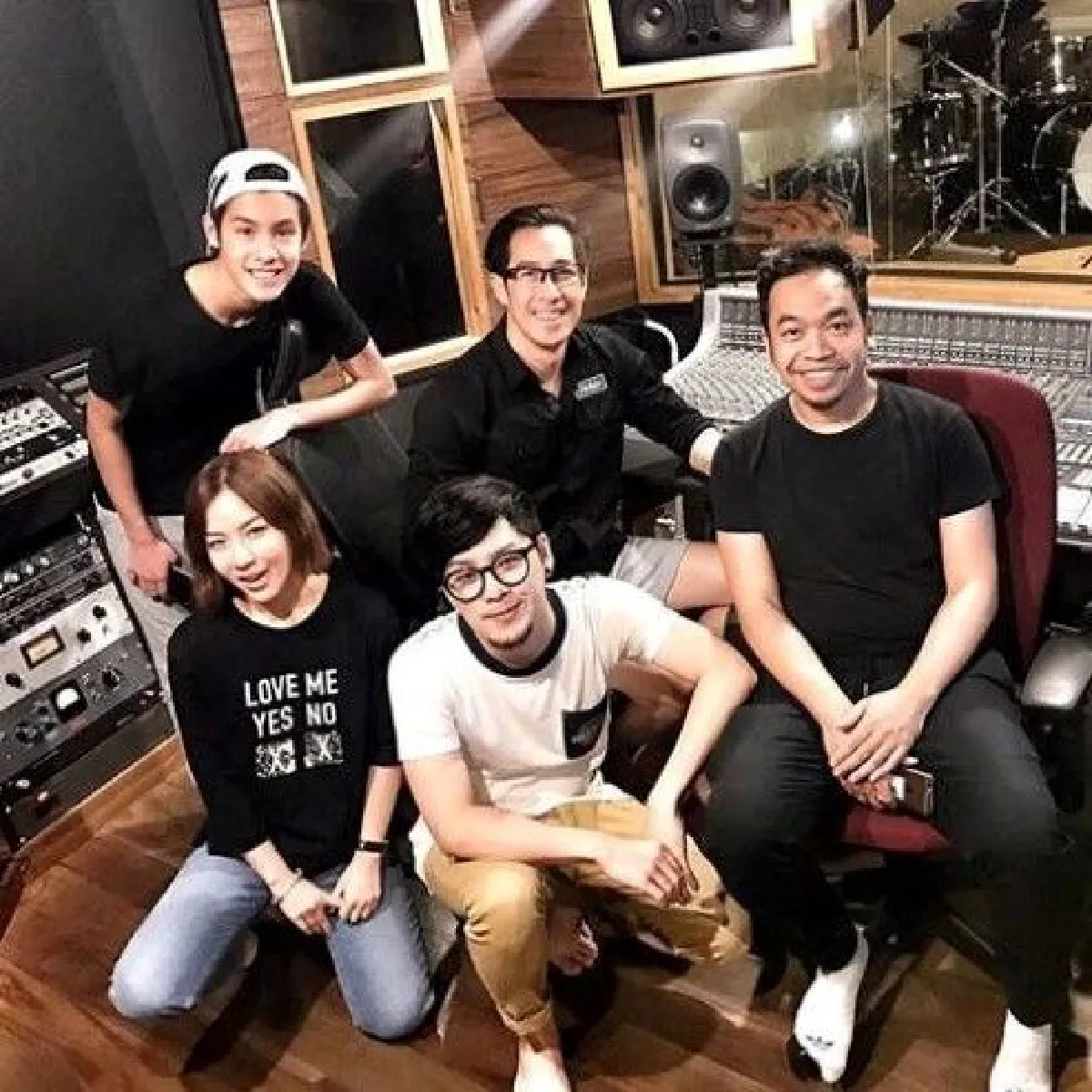 "เจ้านาย" เตรียมปล่อยซิงเกิลใหม่ "คนละชั้น" ได้ทอม Room39 ช่วยร้องไกด์