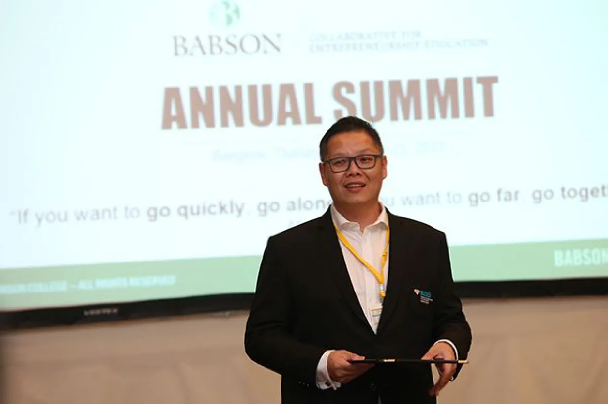 ม.กรุงเทพ จับมือ Babson College จัดประชุมสุดยอดประจำปี 2017