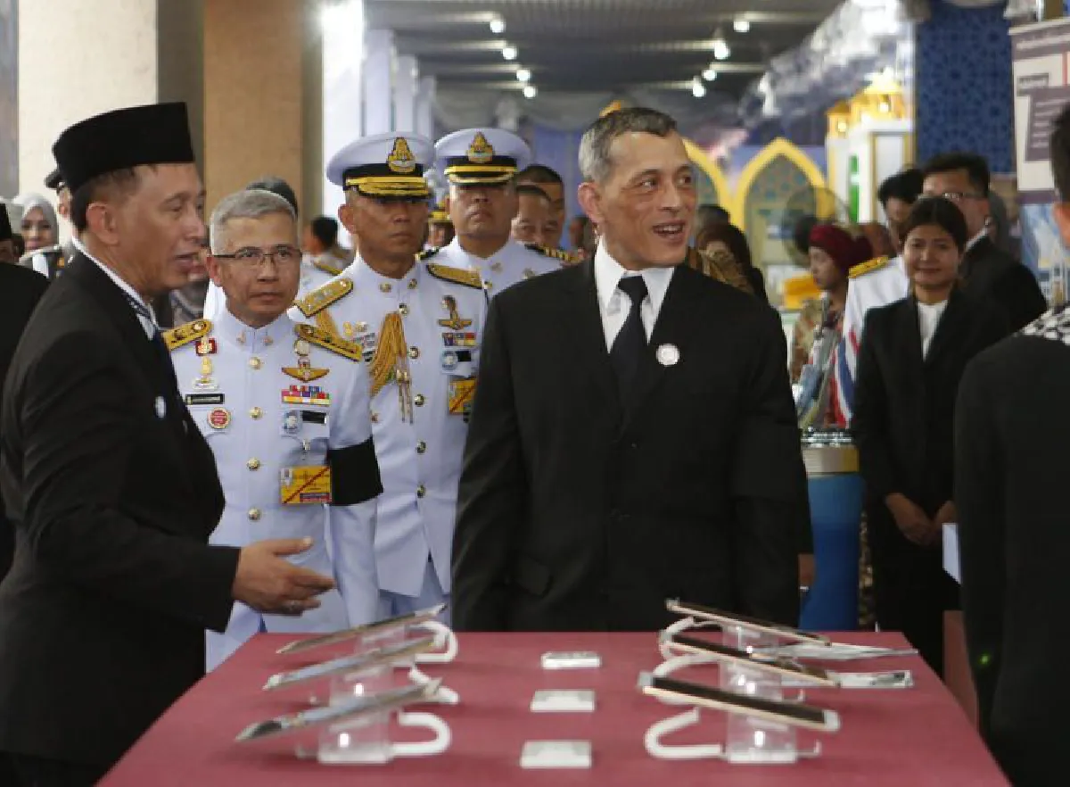 พระเจ้าอยู่หัวเสด็จเปิดงานเมาลิดกลางแห่งประเทศไทย