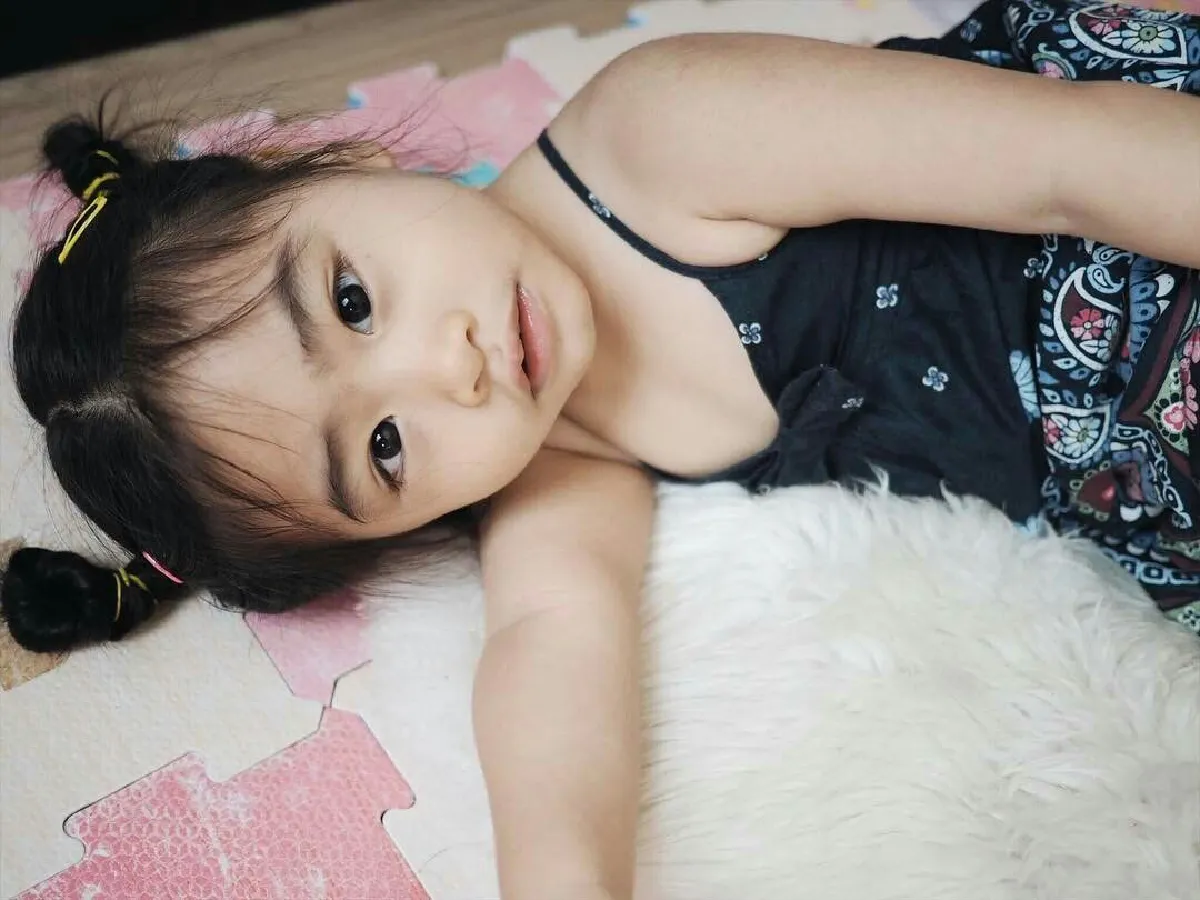 น่ารักอะไรขนาดนี้ 10 ภาพ น้องชูใจ ลูกสาวกอล์ฟ ฟักกลิ้งฮีโร่