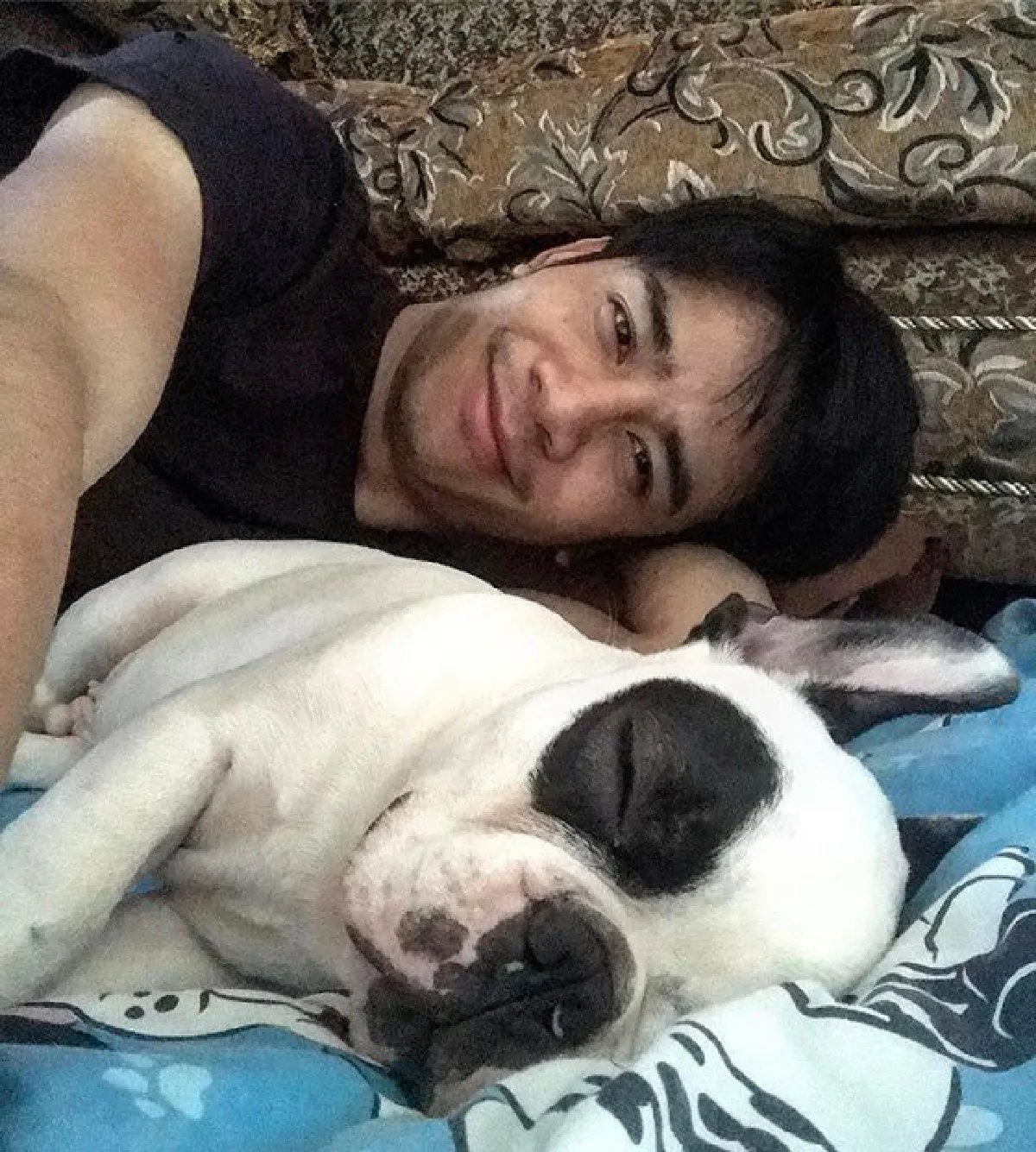 สงกรานต์ที่บ้านเฮา! ก้อง ห้วยไร่ กลับอีสานใช้ชีวิตสุขสบายกับครอบครัว