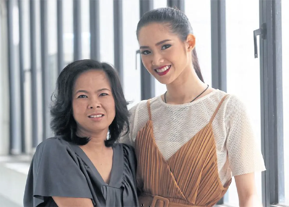 กิตติยา จิตรภักดี กับแม่ ฉวีวรรณ พรหมหาญ คู่แม่ลูกผูกพัน