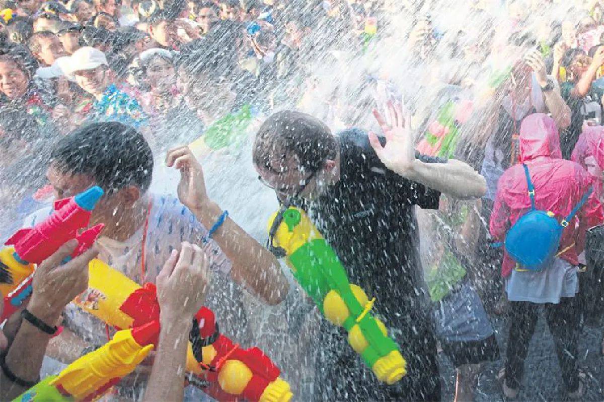 สงกรานต์เย็นฉ่ำทั่วไทย