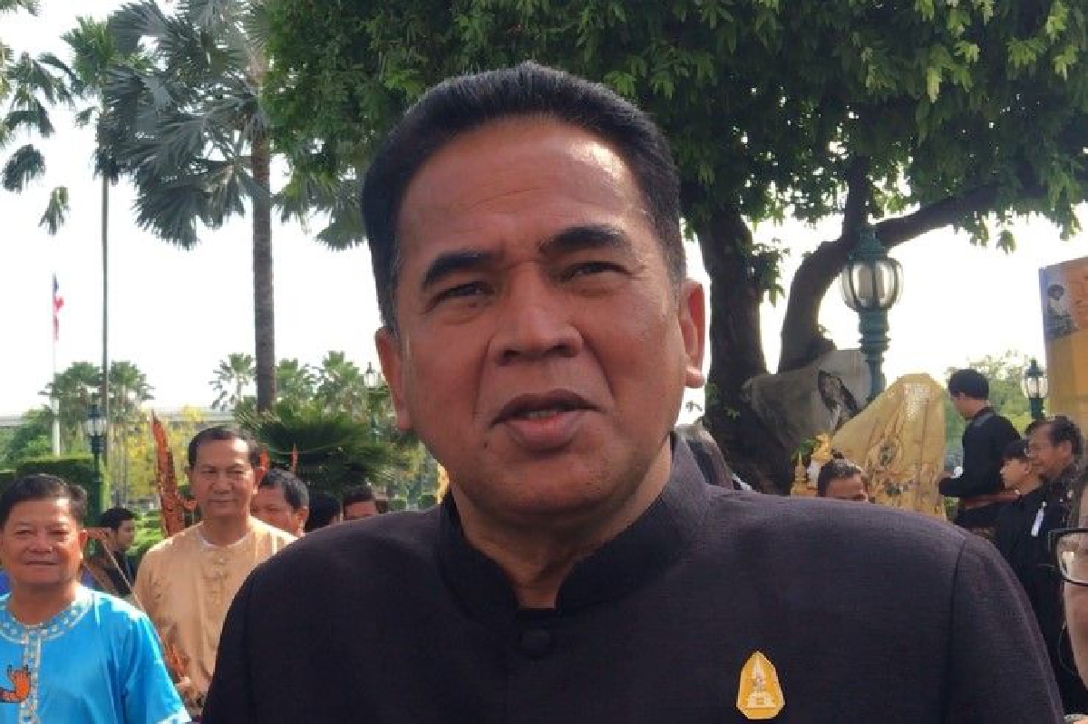 อธิบดีกรมศิลป์ปัดตอบปมหมุดคณะราษฎรหาย อธิบดีกรมศิลป์ปัดตอบปมหมุดคณะราษฎรหาย