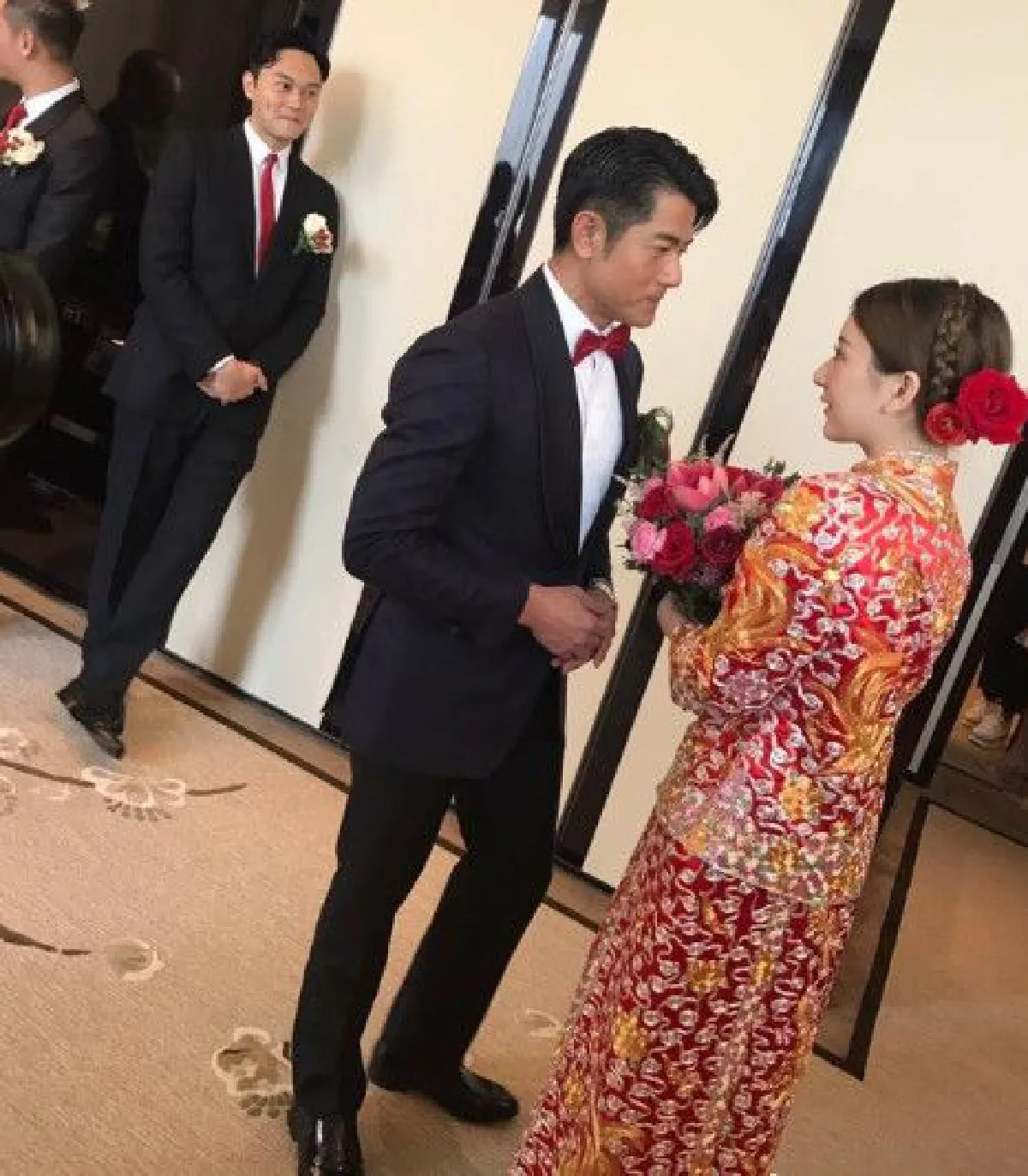 สละโสดแล้ว! กัวฟู่เฉิง ควงนางแบบรุ่นน้องเข้าประตูวิวาห์ชื่นมื่น