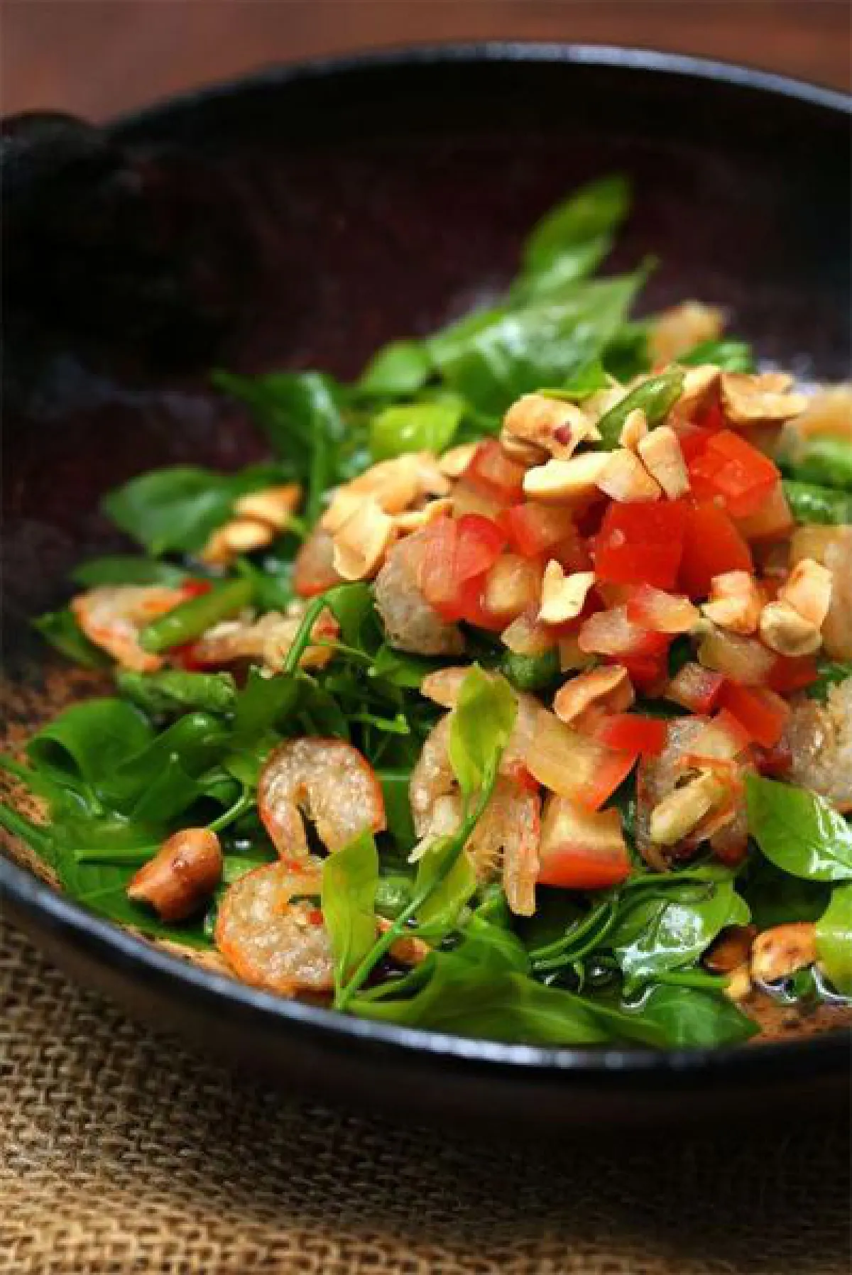 เเซ่บๆ เเสบทรวง ส้มตำผักหวาน