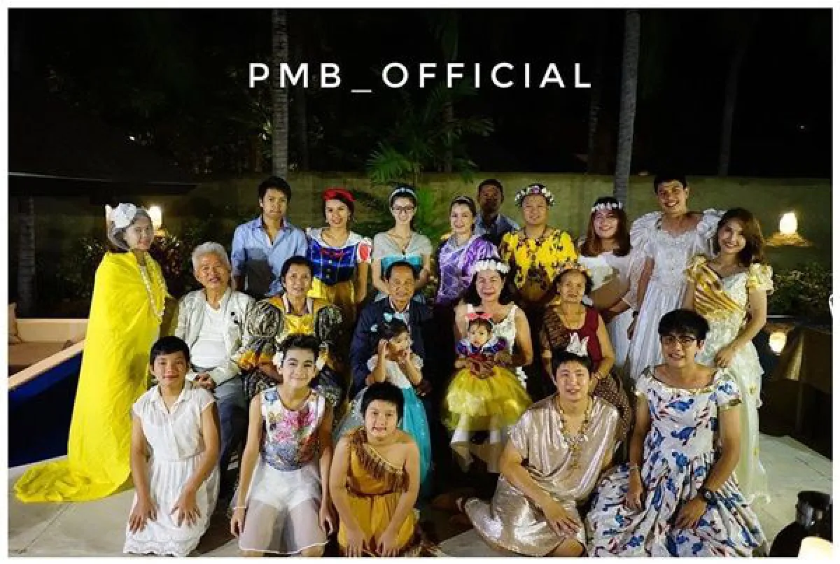 น่ารักอบอุ่น! แม่โบว์-น้องมะลิ ยกบ้านสหวงษ์ ปาร์ตี้ธีมเจ้าหญิงริมหาด