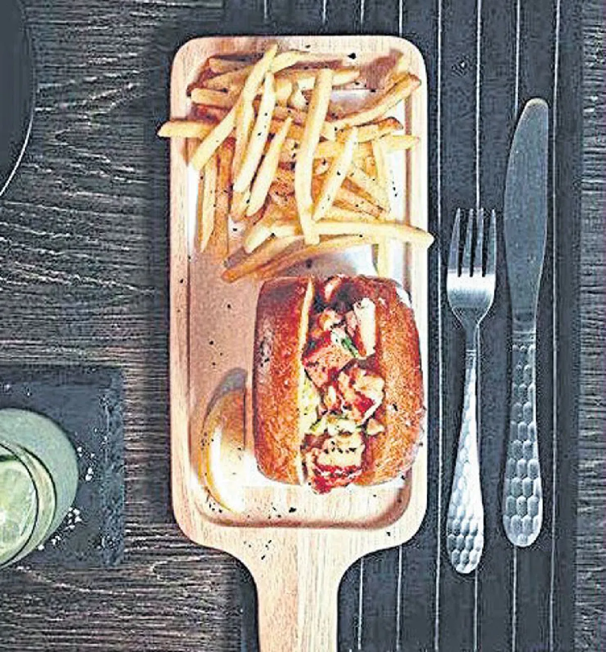 ล็อบสเตอร์ แอนด์ ออยสเตอร์ ปิ้งย่างสไตล์นอก เสิร์ฟได้ถึงบ้าน