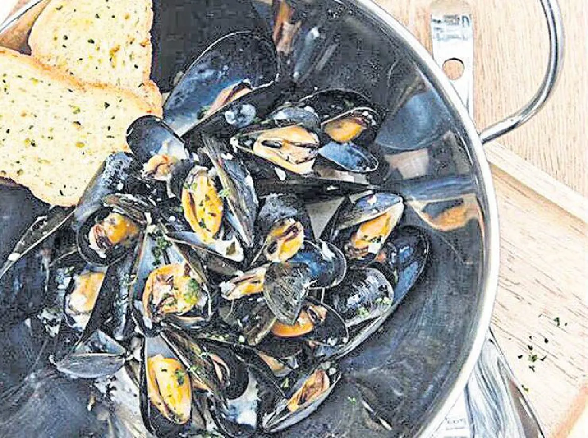 ล็อบสเตอร์ แอนด์ ออยสเตอร์ ปิ้งย่างสไตล์นอก เสิร์ฟได้ถึงบ้าน