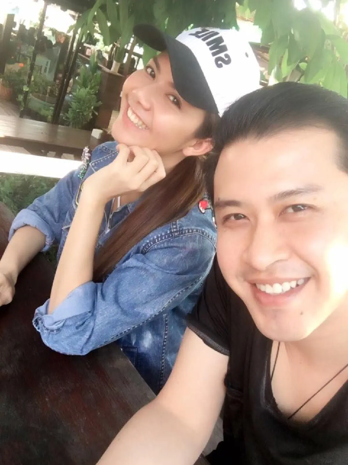 รักหวานไปได้สวย! จ๊ะ อาร์สยาม ควง แจ๊ค ธนพล เที่ยวสวีทริมหาดชะอำ