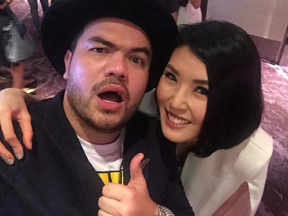 โหมดหวานมุ้งมิ้ง! โอ๊ต ปราโมทย์ สวีทแฟนสาวแอร์โฮสเตสคนสวย