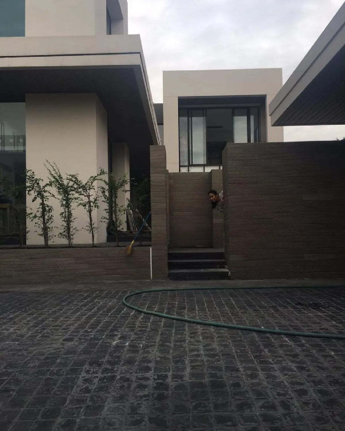 เปิดภาพบ้านหลังใหม่ โบว์ เอเอฟ 5 สวยงามใหญ่โตสไตล์โมเดิร์น