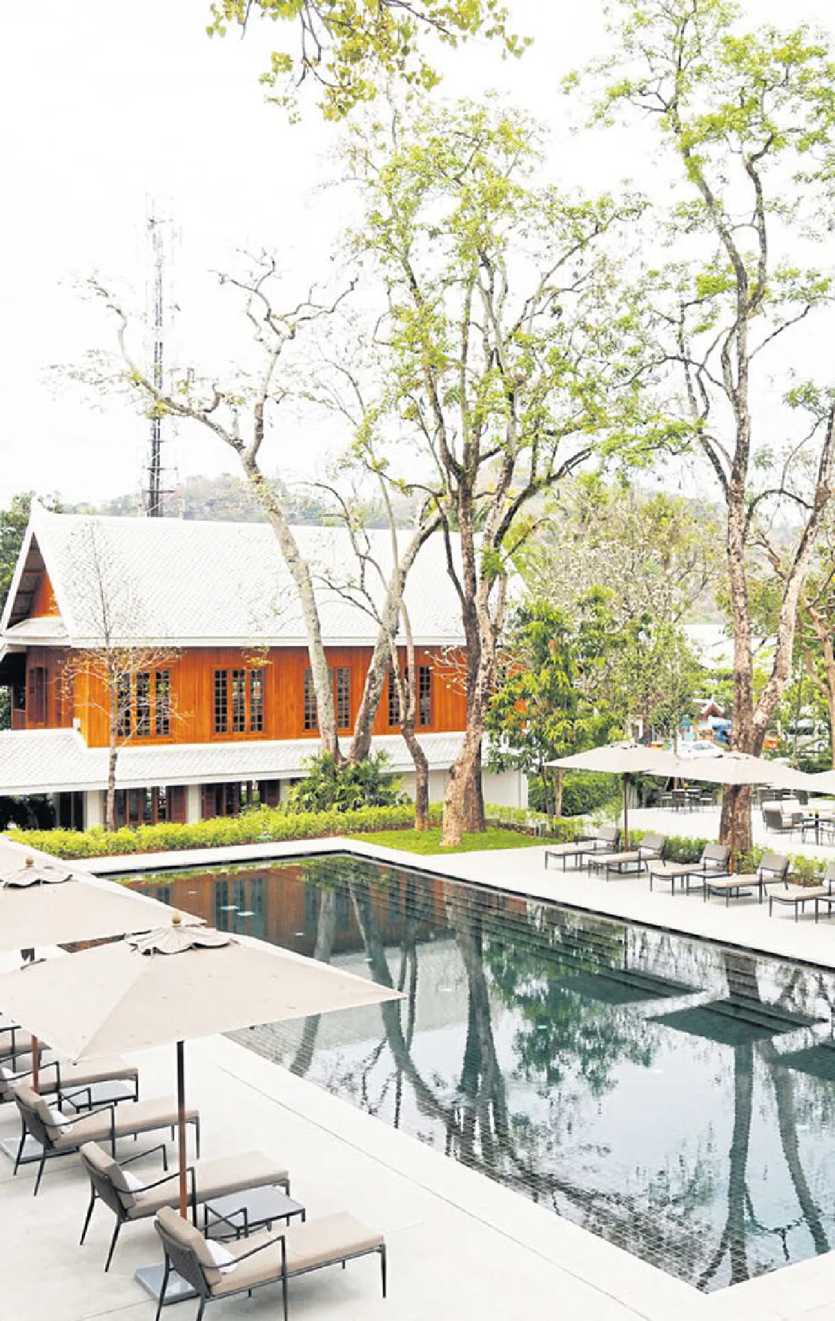 ความเรียบง่ายในความหรูหรา อาเซอรัย หลวงพระบาง