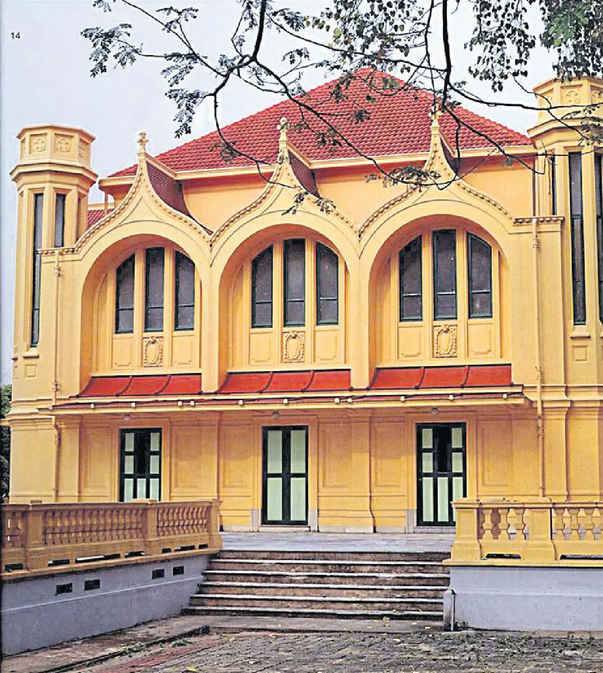 วังเก่าเล่าใหม่