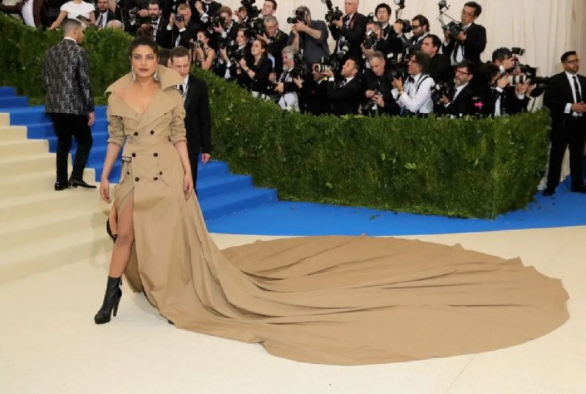 ส่องแฟชั่นเซเลป ชุดสวยล้ำจากพรมแดง Met Gala 2017