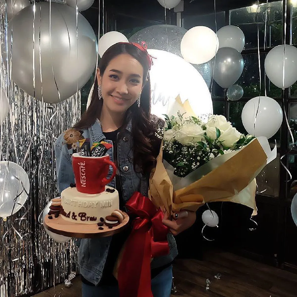 มิน พีชญา ประทับใจ ไฮโซโอ๊ต ทำเซอร์ไพรส์จัดปาร์ตี้วันเกิดให้
