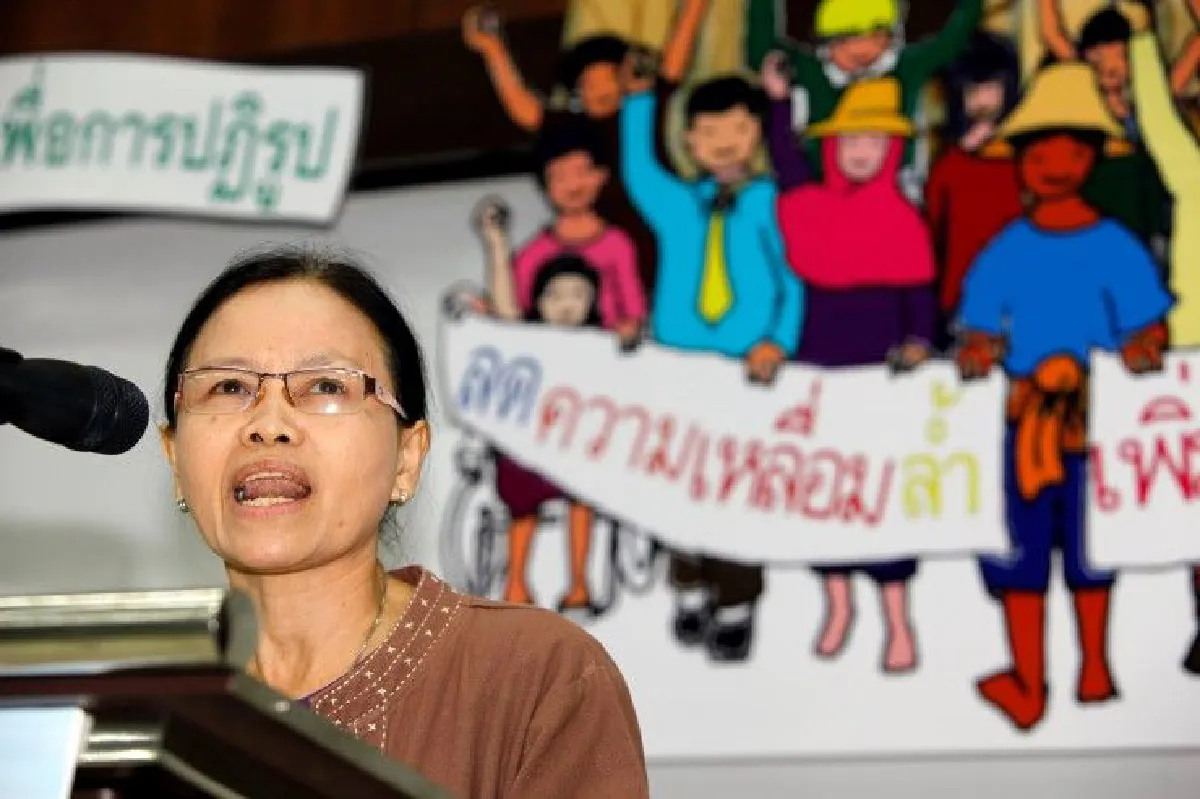 "ประหยัดสุดขีด-ชีวิตเดือนชนเดือน" เเรงงานไทยยุค 4.0