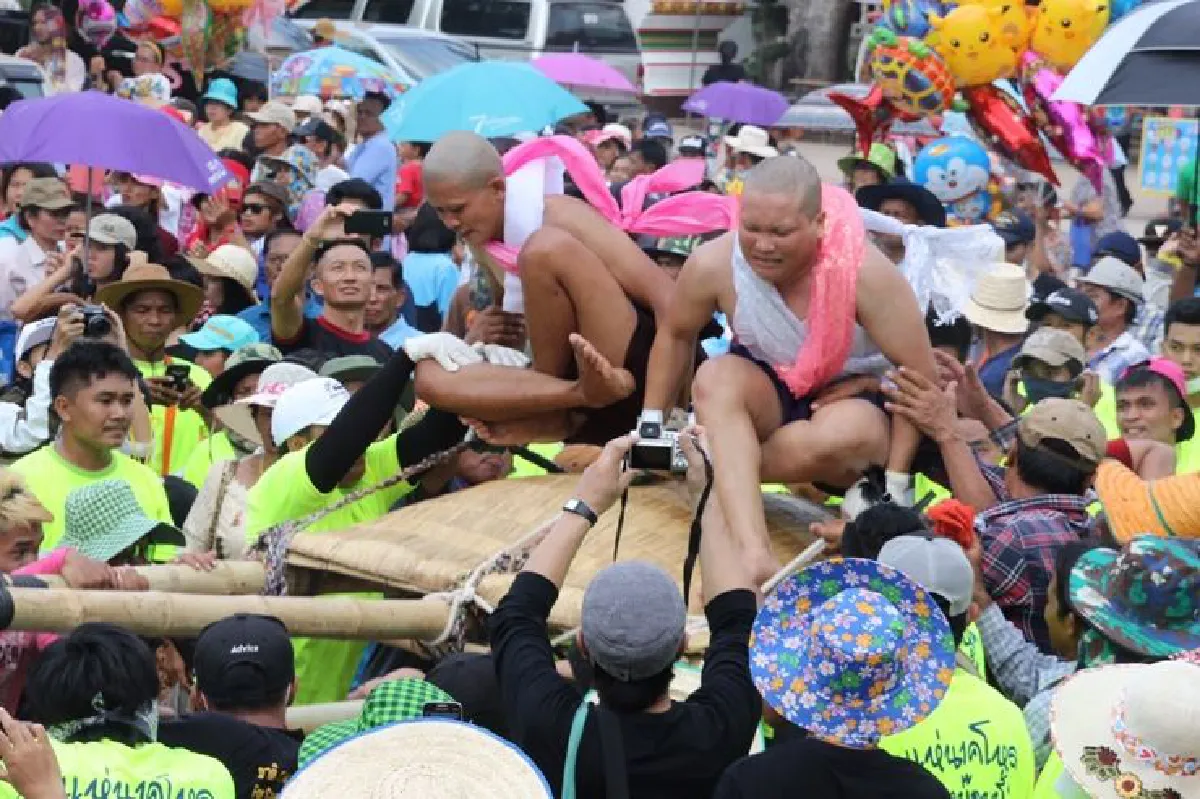 หนึ่งเดียวในไทยประเพณีแห่นาคโหดที่ชัยภูมิ