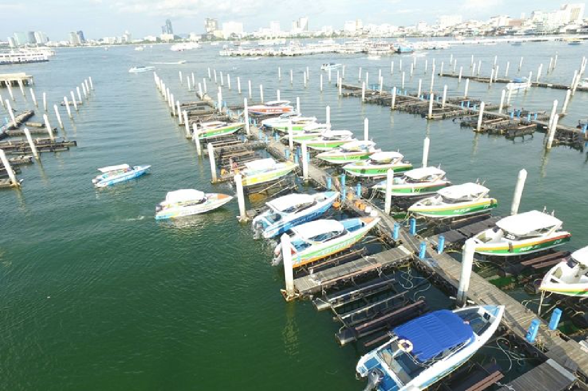 พัทยาจี้ผู้บริหารตรวจสอบท่าเทียบเรือแหลมบาลีฮาย พัทยาจี้ผู้บริหารตรวจสอบท่าเทียบเรือแหลมบาลีฮาย