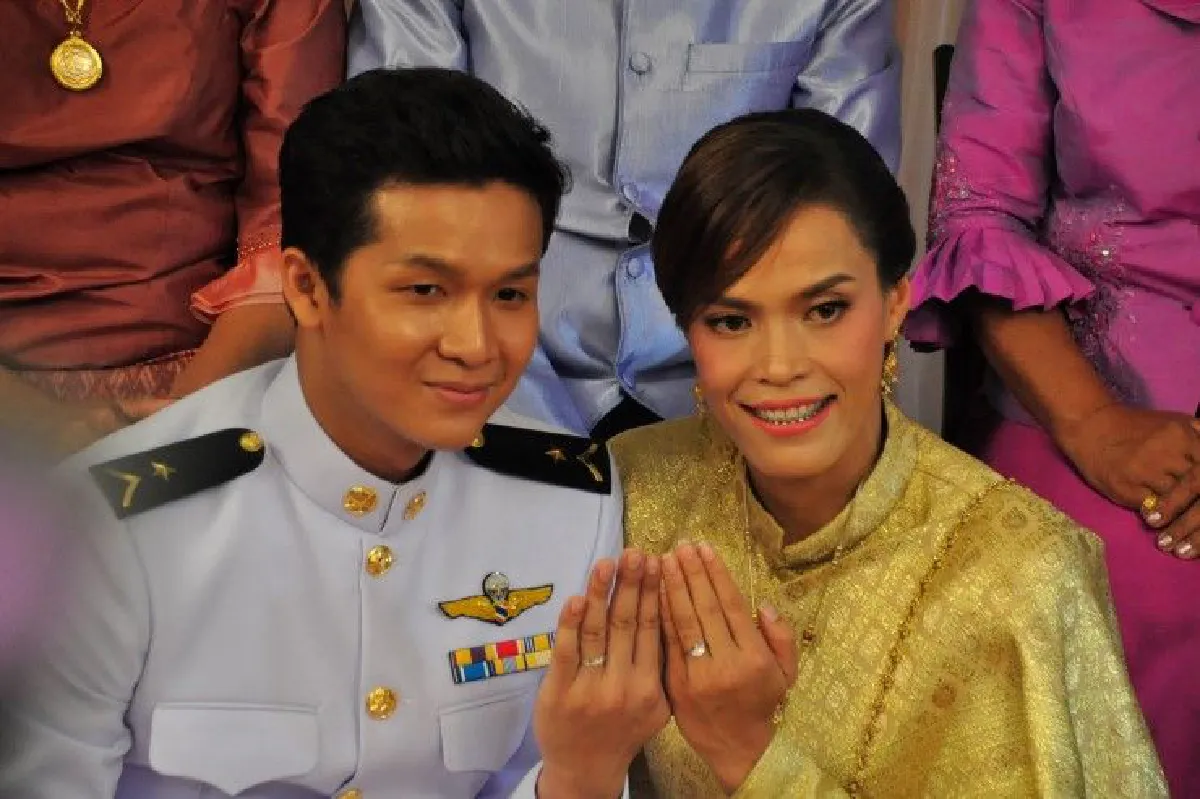 ชื่นมื่น! กัปตันกิ๊ฟวิวาห์แฟนหนุ่มอดีตนักวอลเลย์บอลทีมชาติ