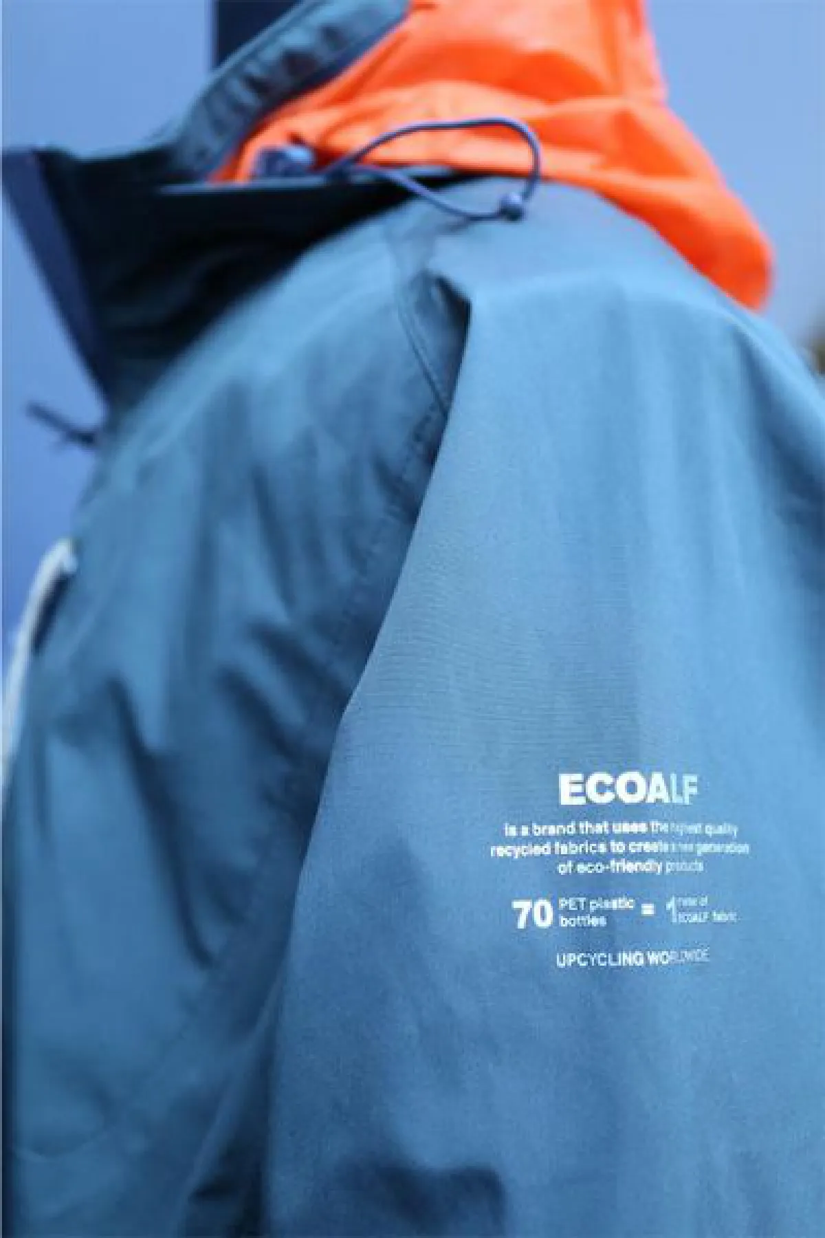 Upcycling the Oceans เปลี่ยนขยะในมหาสมุทรเป็นเสื้อผ้าสุดชิก