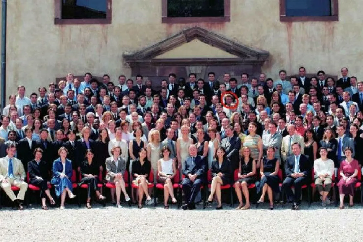 เอ็มมานูเอล มาครง จากเด็กชายธรรมดา สู่ประธานาธิบดีฝรั่งเศส