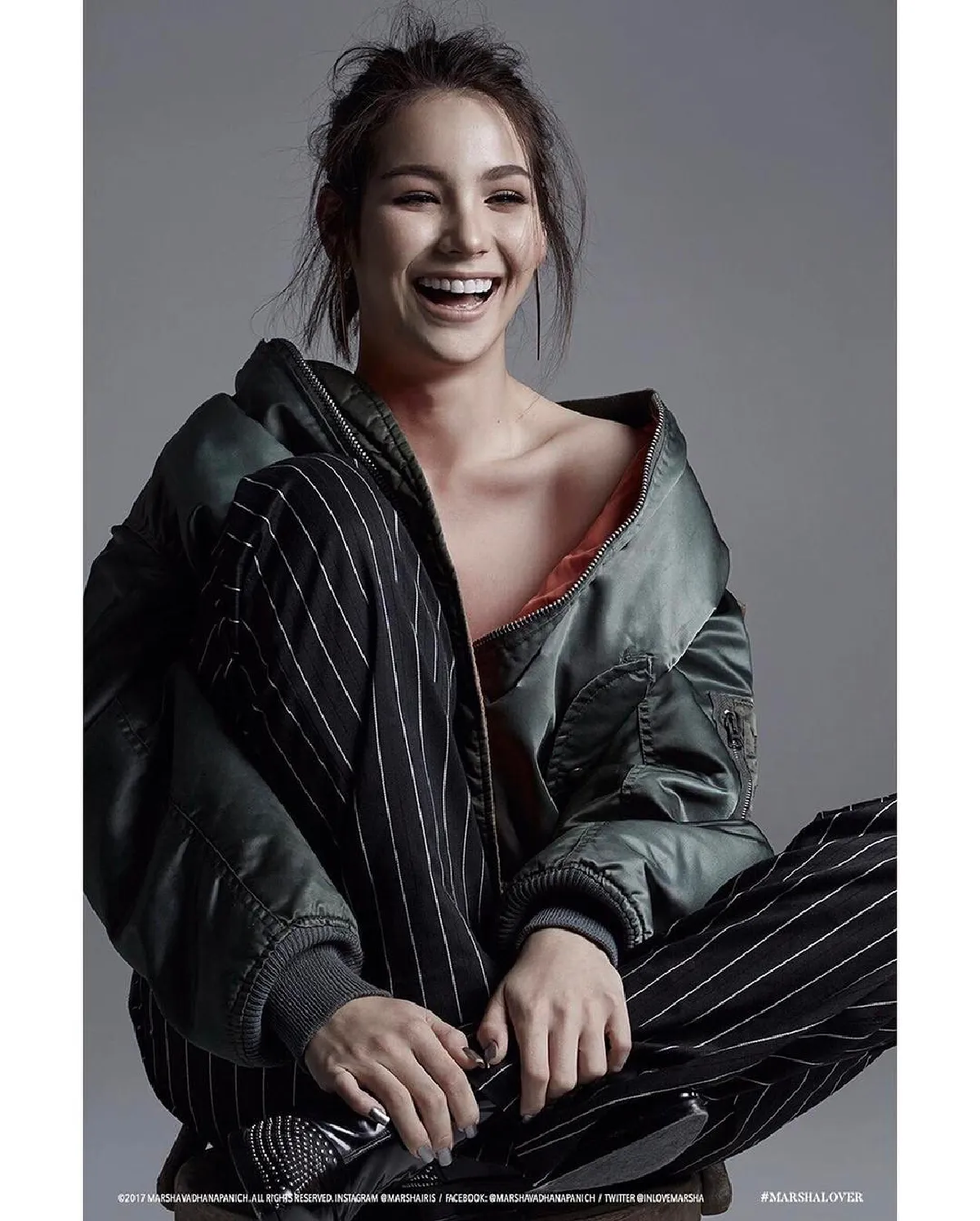 เมนเทอร์มาช่า พา 5 สาวเดอะเฟซฯ ถ่ายแบบแนบชิดลูกชาย กาย นวพล