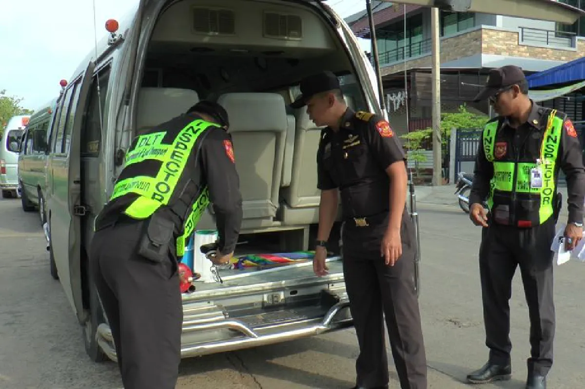 ขนส่งบุรีรัมย์จัดระเบียบรถรับส่งนักเรียนรับเปิดเทอม