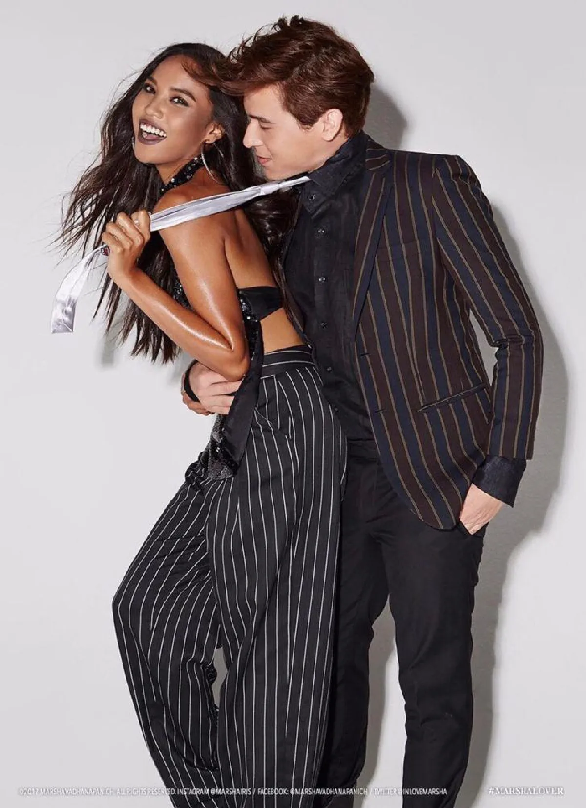 เมนเทอร์มาช่า พา 5 สาวเดอะเฟซฯ ถ่ายแบบแนบชิดลูกชาย กาย นวพล