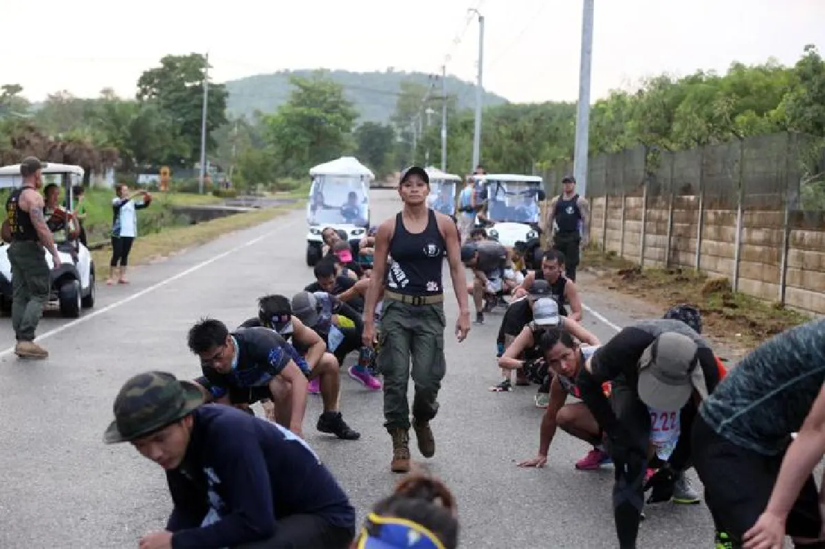 ‘คนไทยกลุ่มแรก’ กับภารกิจปักธงไตรรงค์ขั้วโลกใต้