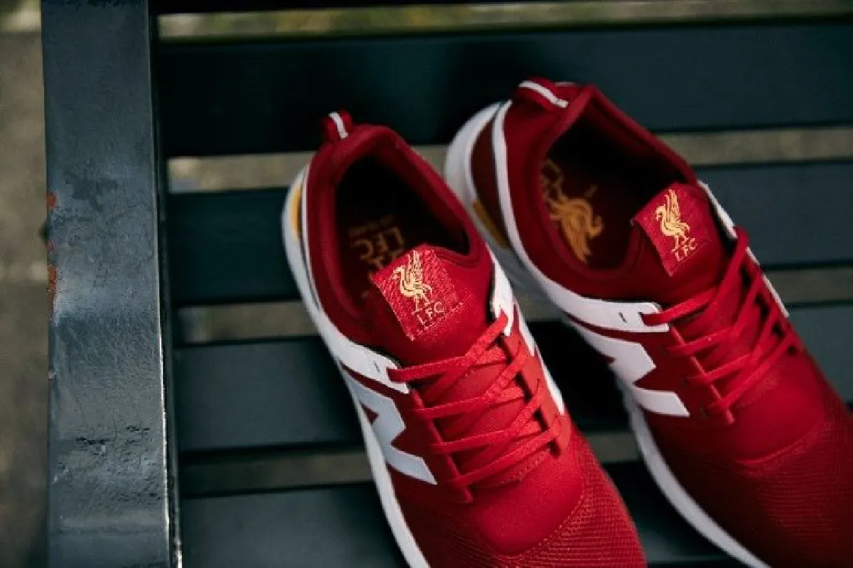 "ลิเวอร์พูล" จับมือนิวบาลานซ์ เปิดตัวรองเท้าฉลอง 125 ปี