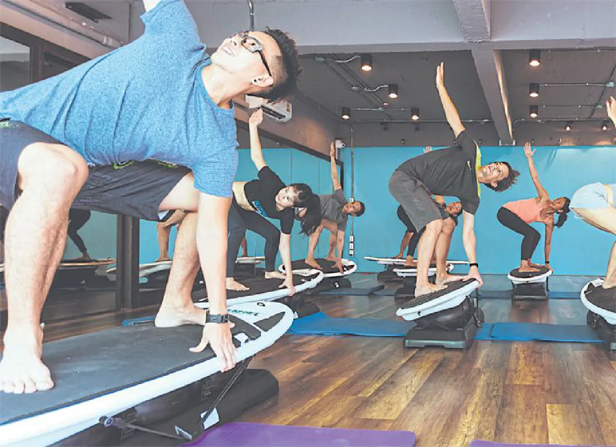 เซิร์ฟเซตไทยแลนด์ เครื่องเล่นสร้างซิกซ์แพ็ก