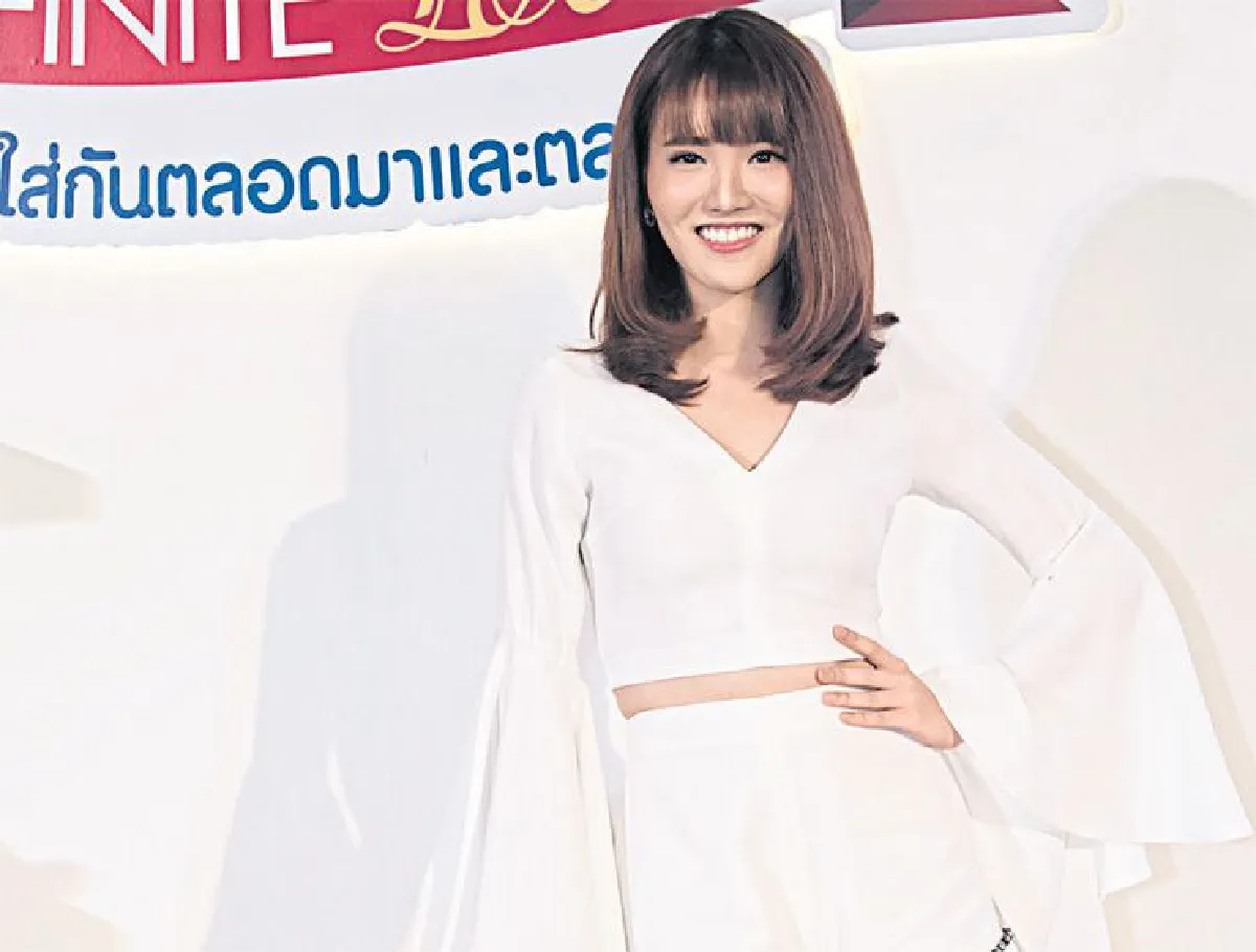 กาญจน์เกล้า-กรณ์ภัสสร ด้วยเศียรเกล้า ไม่มีช่องว่างระหว่างกัน