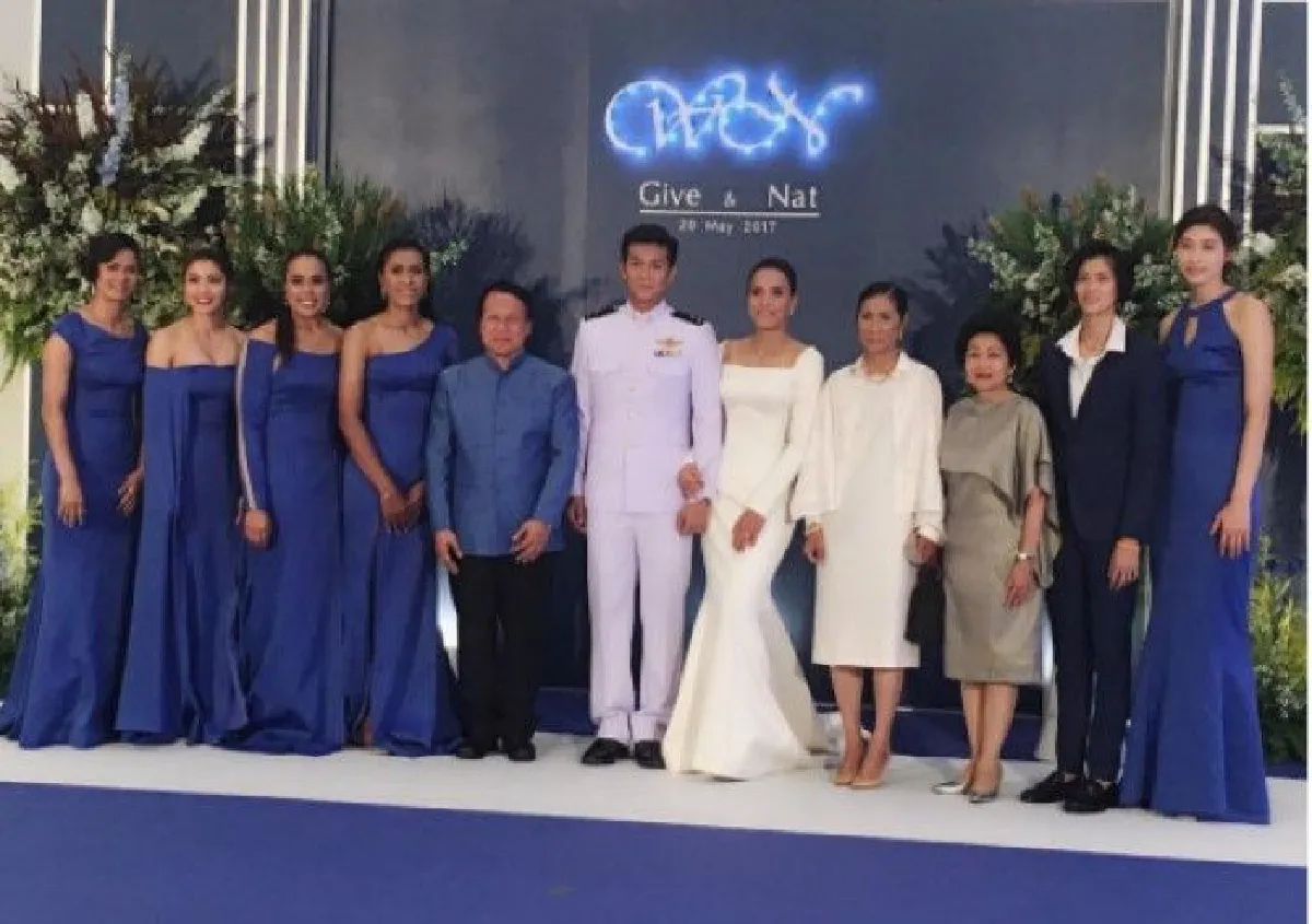 ชื่นมื่น! ทีมนักตบลูกยางสาวร่วมฉลองวิวาห์ "กัปตันกิ๊ฟ"