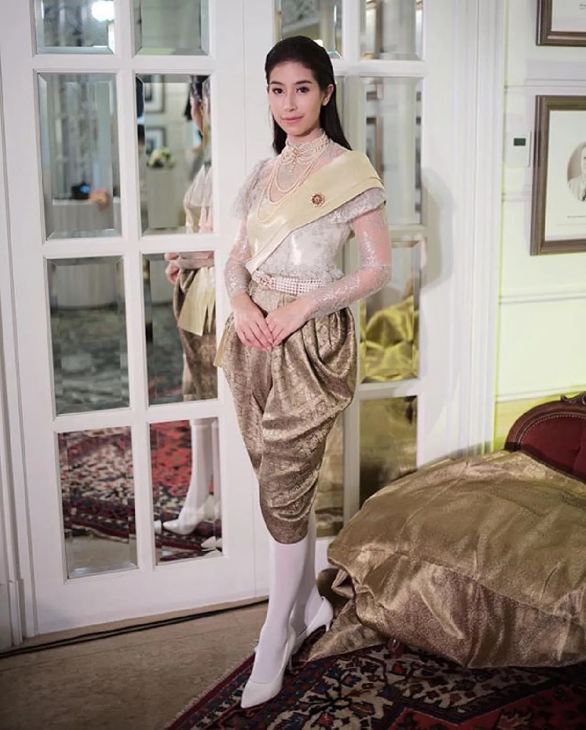 นางฟ้าชัดๆ ศรีริต้า-ขวัญ-มิ้นต์ นำทีมนางเอกแต่งชุดไทยสวยอลังการ