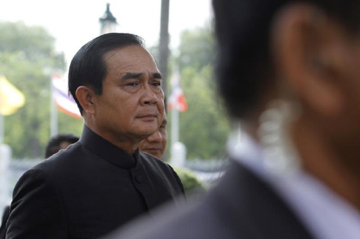 นายกฯ หน้าเครียด ปัดตอบเหตุระเบิด-ประวิตรลาป่วย นายกฯ หน้าเครียด ปัดตอบเหตุระเบิด-ประวิตรลาป่วย