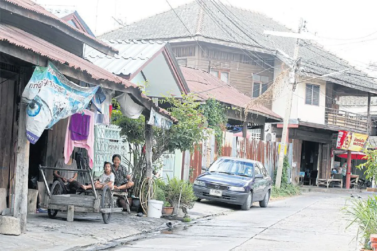 ตามหาบ้านในโปสการ์ด ‘บ้านท่าม่วง’