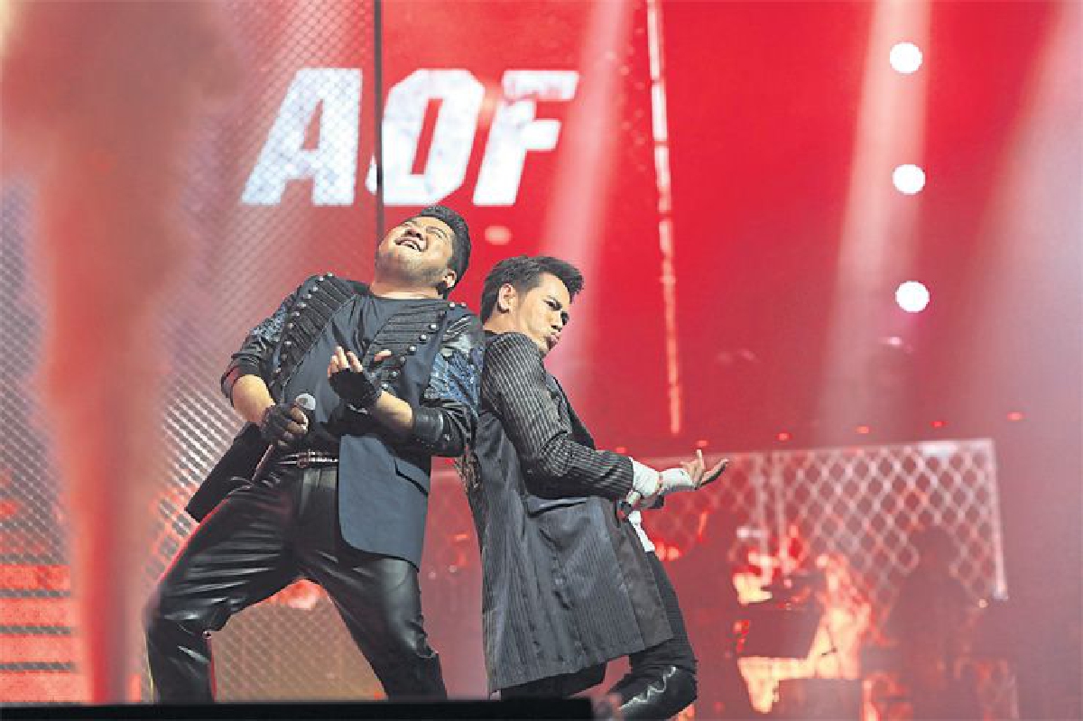 สาดพลังเสียง บนสังเวียน Stage Fighter Round 2 สาดพลังเสียง บนสังเวียน Stage Fighter Round 2