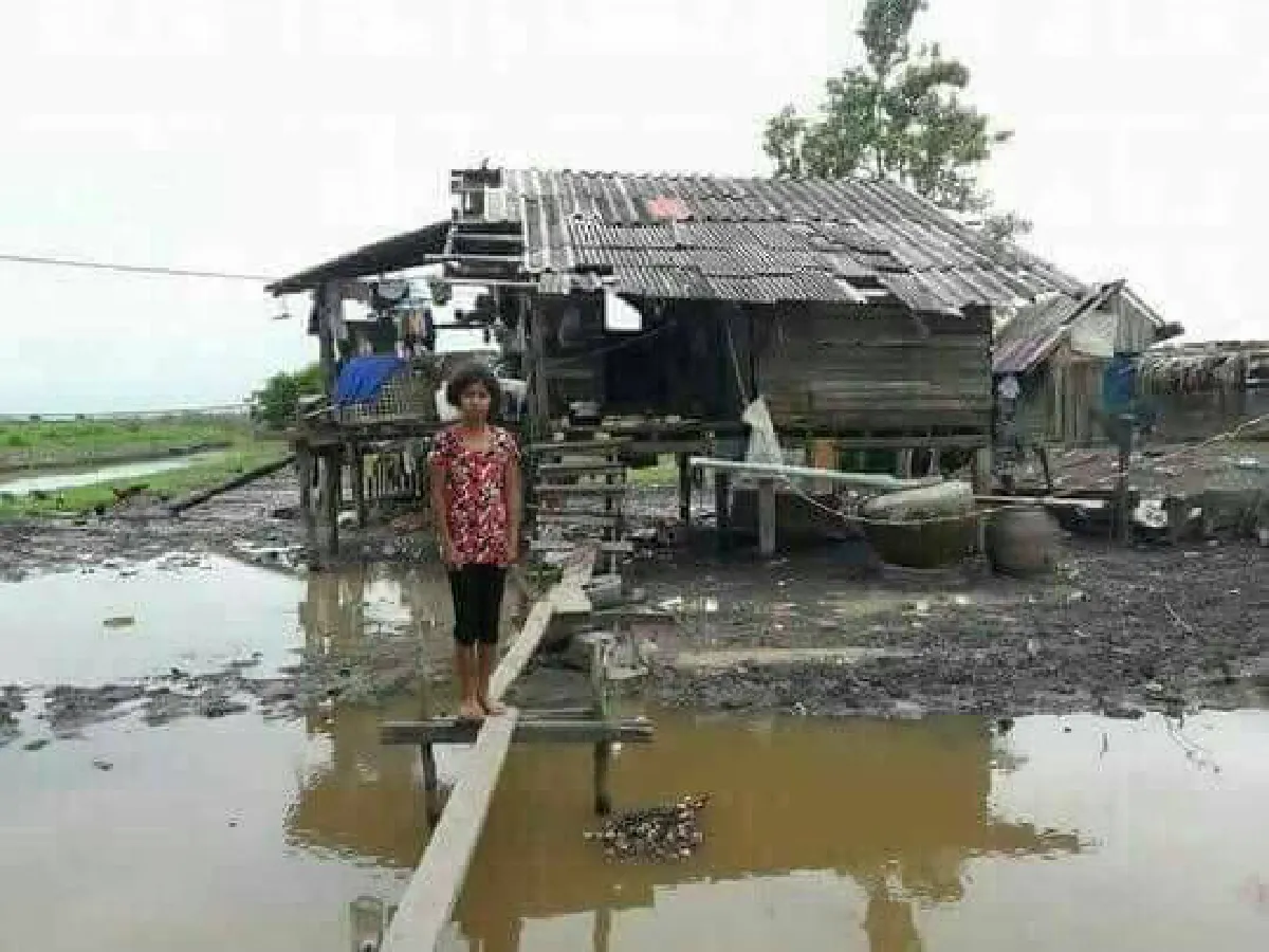 ด.ญ.วัย13เขียนจม.ขอความช่วยเหลือบ้านจมน้ำมาเกือบปี