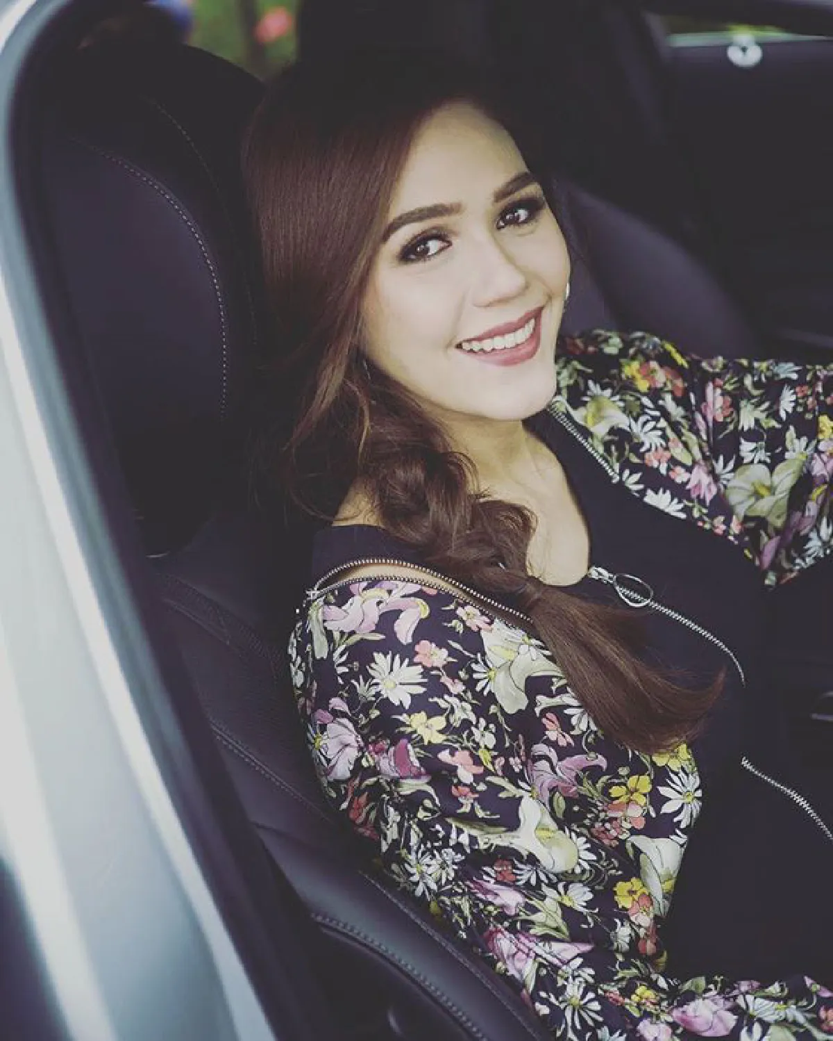 ชมพู่ อารยา ชวนคุณแม่ถ่ายรูปสุดน่ารัก อวดท้องลูกชายฝาแฝด