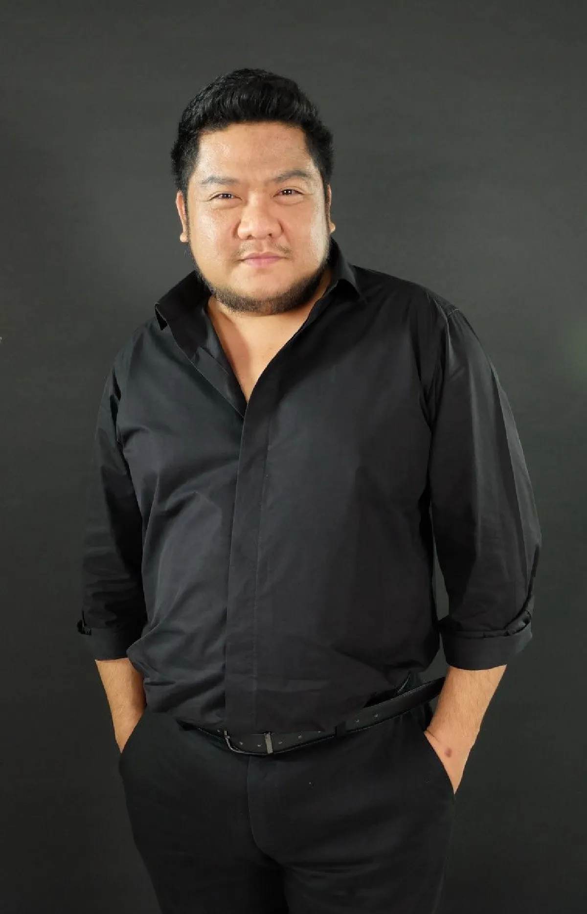 เบน ชลาทิศ แทคทีมเพื่อน B5 จัดคอนเสิร์ตการกุศล "GSB 2 Tone Concert"